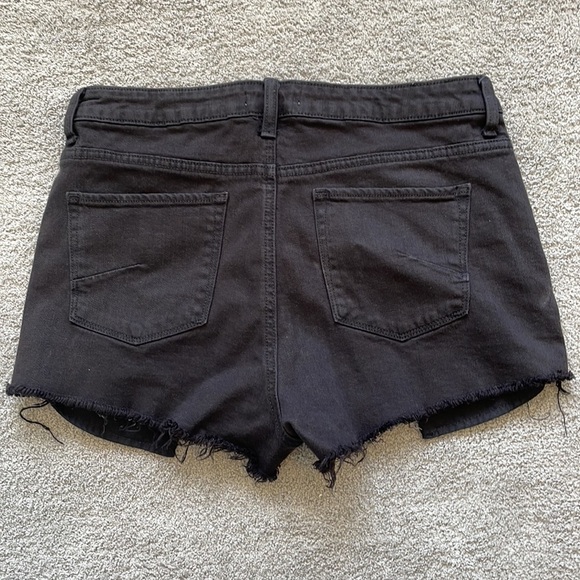 EC Talula / Aritzia High-Waisted Black Denim Shorts - Size 29 - Picture 2 of 3